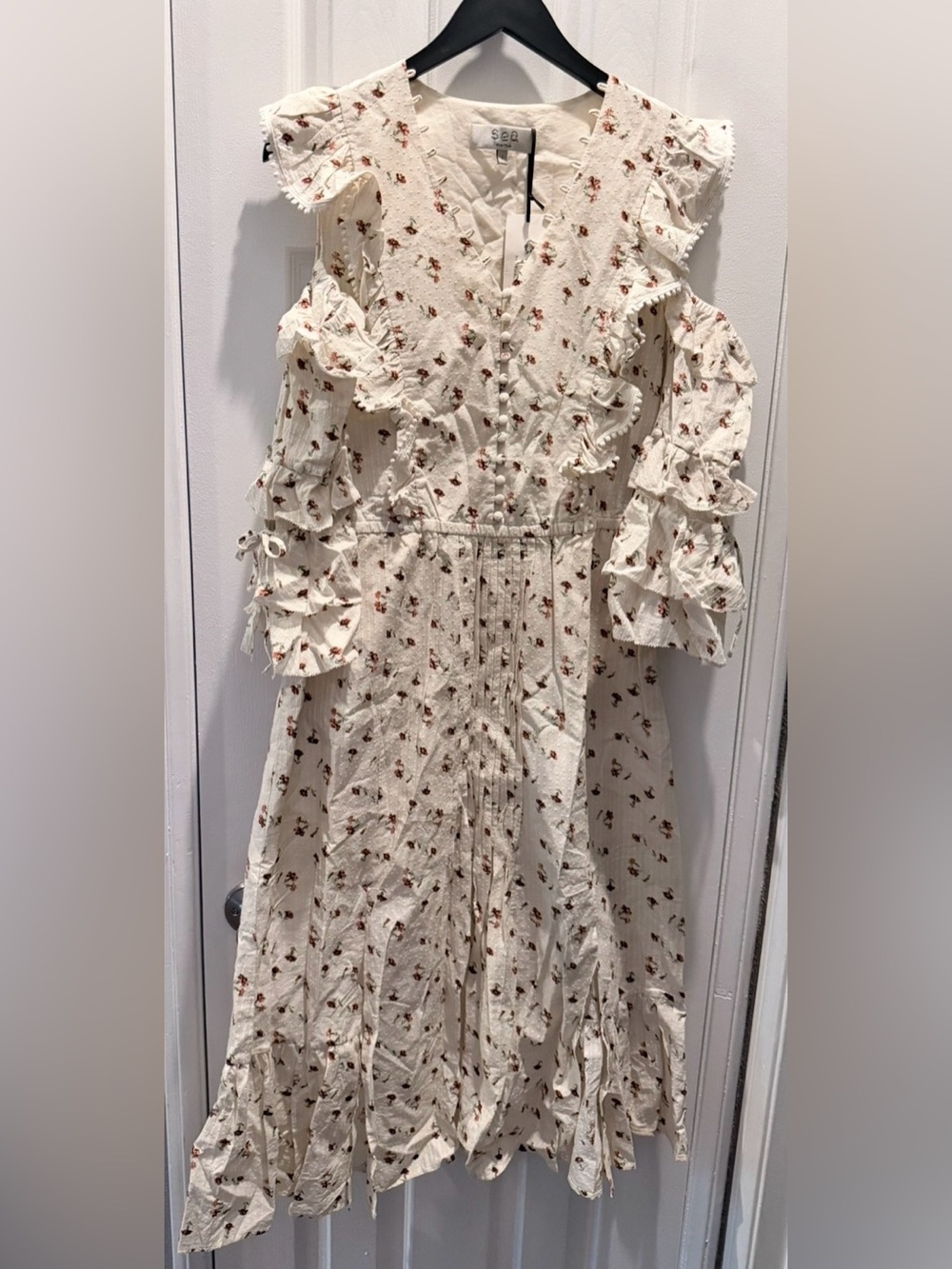 NWT Sea New York Ivory Cold Shoulder layered ruffle Dress with red Floral Print